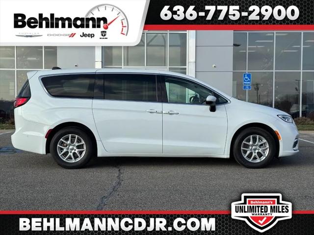 2023 Chrysler Pacifica Touring L