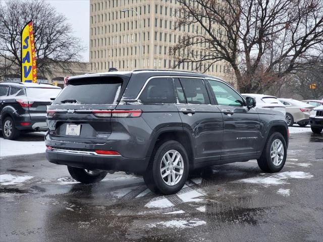 2024 Jeep Grand Cherokee Laredo X 4x4