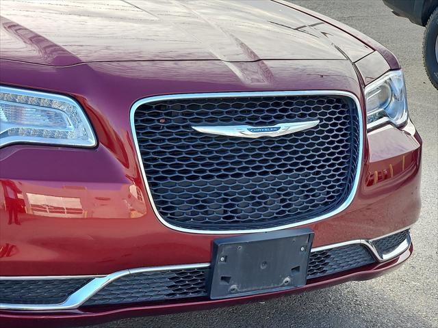 2018 Chrysler 300 Touring L 2018 Chrysler 300 Touring L