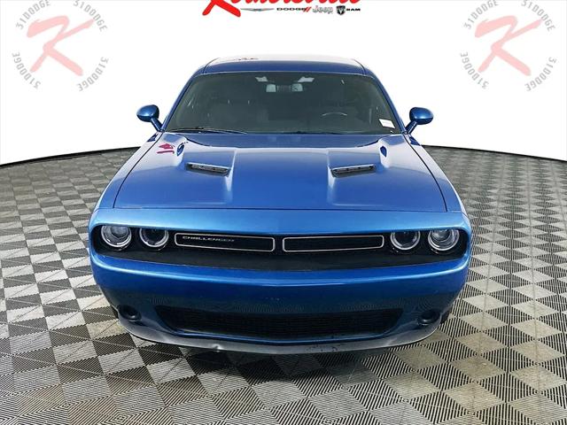 2021 Dodge Challenger SXT