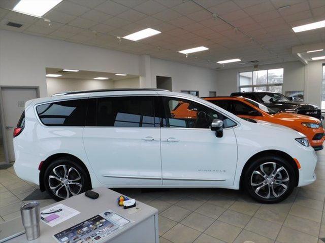 2026 Chrysler Pacifica PACIFICA PINNACLE AWD