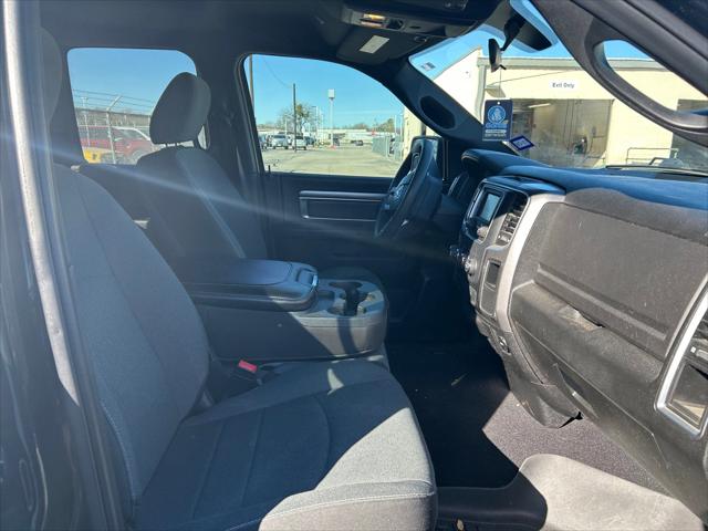 2022 RAM 1500 Classic Warlock Quad Cab 4x4 64 Box 2022 RAM 1500 Classic Warlock Quad Cab 4x4 64 Box