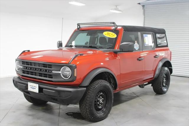 2023 Ford Bronco Base
