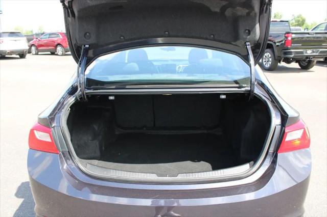 2023 Chevrolet Malibu FWD LS