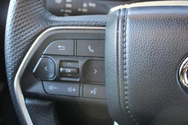 2025 Toyota Sequoia SR5