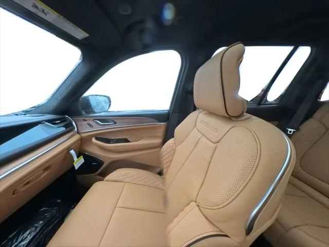 2025 Jeep Grand Cherokee Summit Reserve 4x4