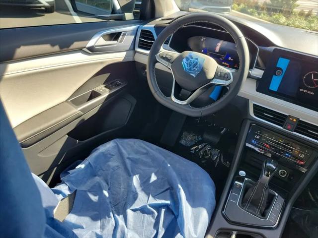 2026 Volkswagen Taos SE