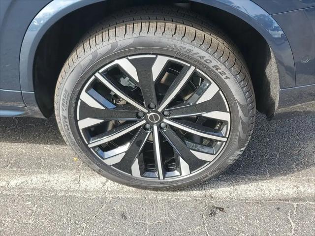 2026 Volvo XC90 Ultra, B6 AWD Gas (mild hybrid), Gasoline, Bright, 7 Seats