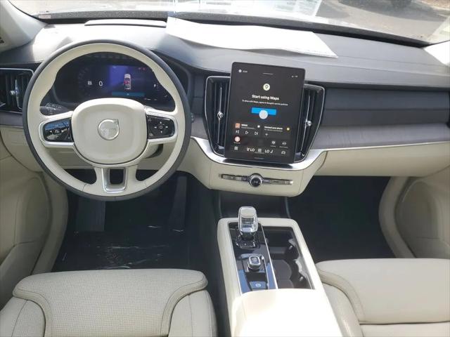 2026 Volvo XC90 Ultra, B6 AWD Gas (mild hybrid), Gasoline, Bright, 7 Seats