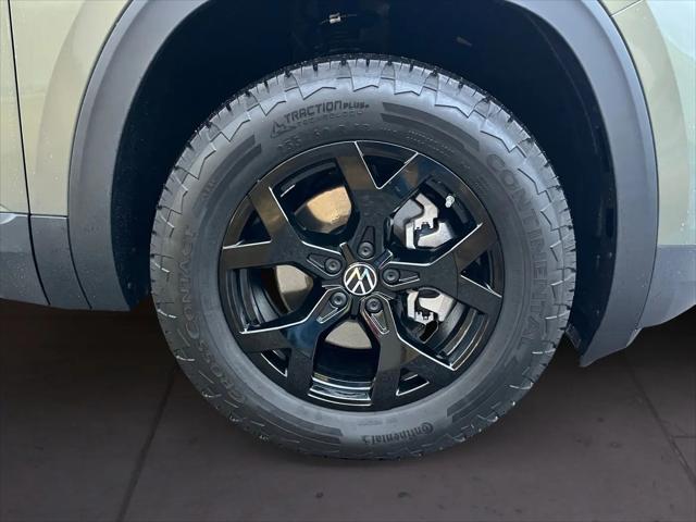 2026 Volkswagen Atlas Peak Edition