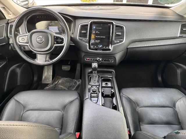 2020 Volvo XC90 T5 Momentum 7 Passenger