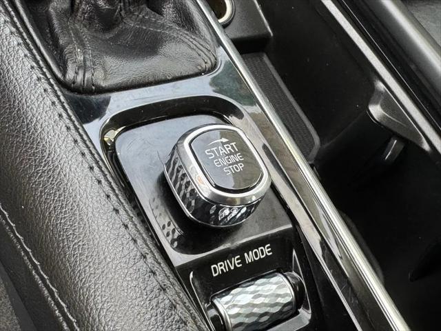 2020 Volvo XC90 T5 Momentum 7 Passenger