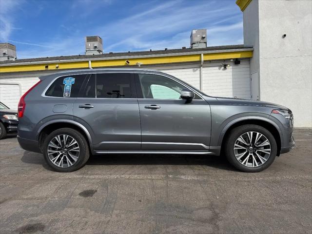 2020 Volvo XC90 T5 Momentum 7 Passenger