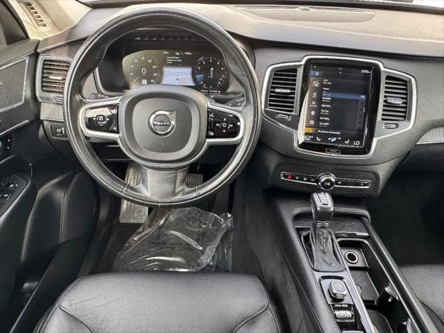 2020 Volvo XC90 T5 Momentum 7 Passenger