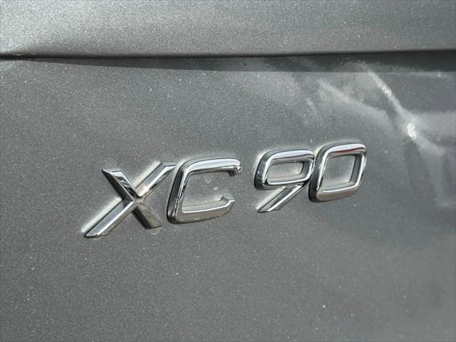 2020 Volvo XC90 T5 Momentum 7 Passenger