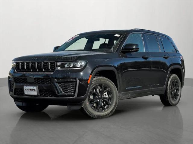 2026 Jeep Grand Cherokee Altitude 4x4 for sale in Bloomington, MN