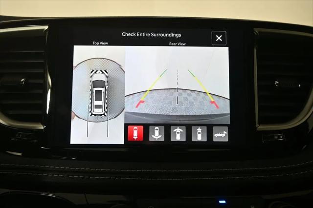 2026 Chrysler Pacifica Select AWD