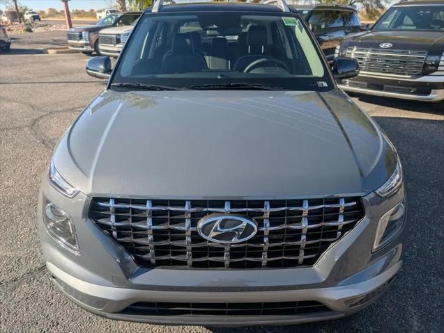 2026 Hyundai Venue SEL w/Two-Tone Roof