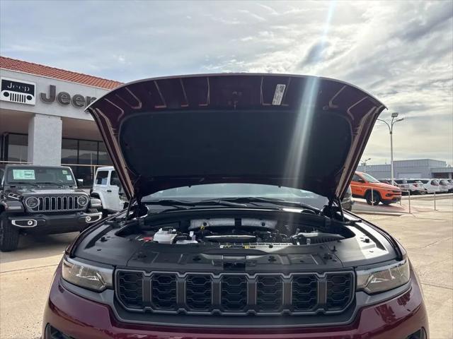 2026 Jeep Grand Cherokee Altitude 4x4