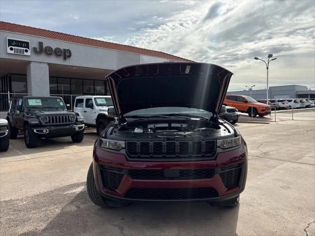 2026 Jeep Grand Cherokee Altitude 4x4