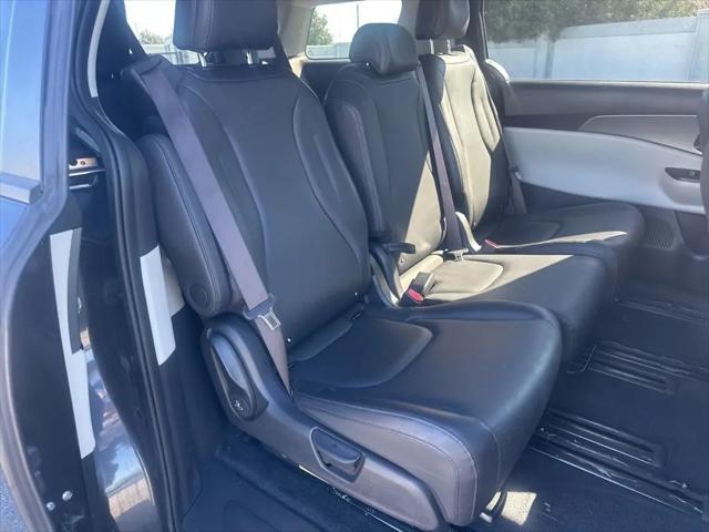 2024 Kia Carnival MPV LX Seat Package