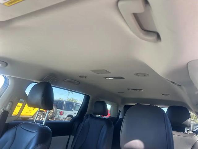 2024 Kia Carnival MPV LX Seat Package