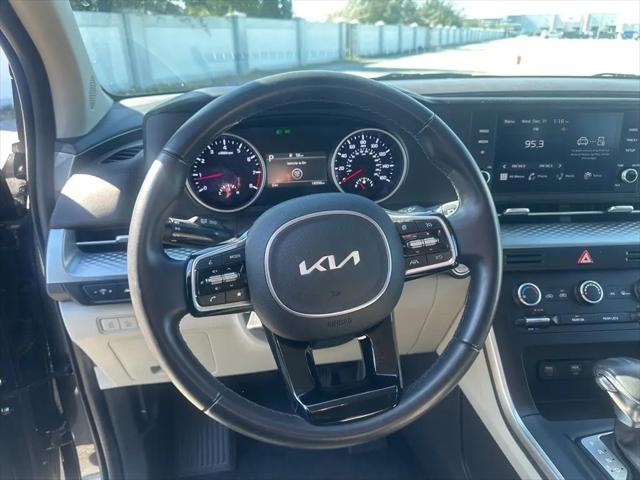 2024 Kia Carnival MPV LX Seat Package