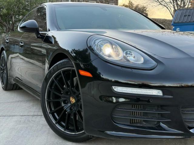 2016 Porsche Panamera S