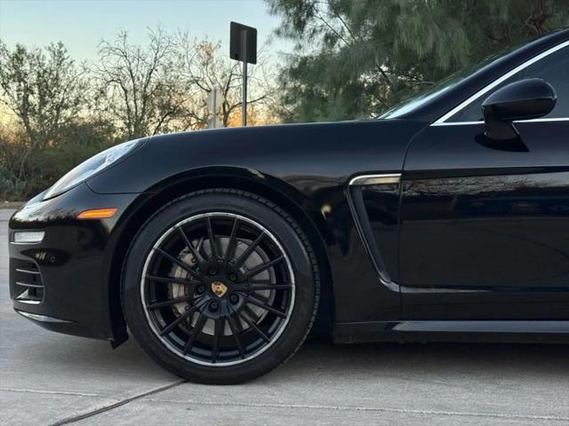 2016 Porsche Panamera S