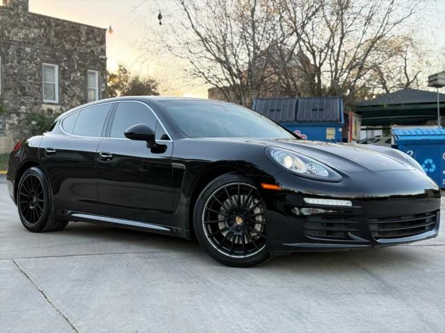 2016 Porsche Panamera S