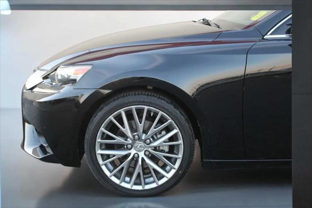 2015 Lexus IS 250 Crafted Line