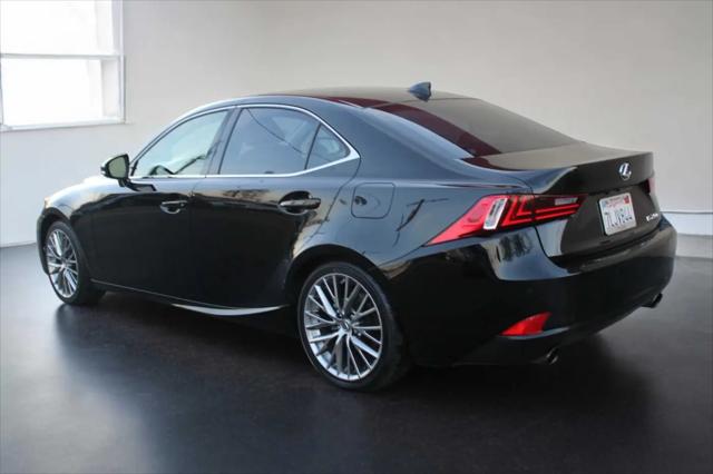 2015 Lexus IS 250 Crafted Line