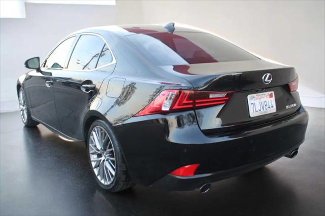 2015 Lexus IS 250 Crafted Line