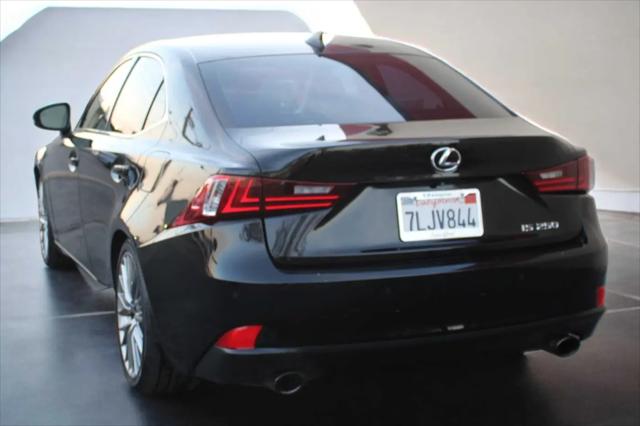 2015 Lexus IS 250 Crafted Line