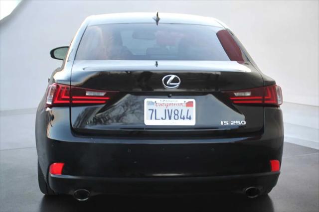 2015 Lexus IS 250 Crafted Line