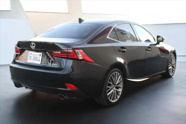 2015 Lexus IS 250 Crafted Line