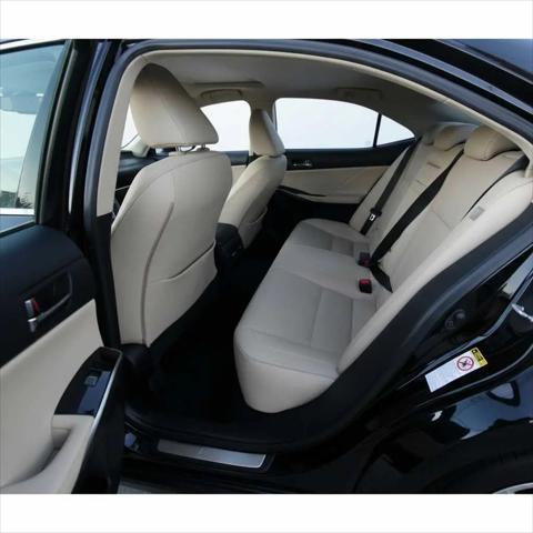 2015 Lexus IS 250 Crafted Line