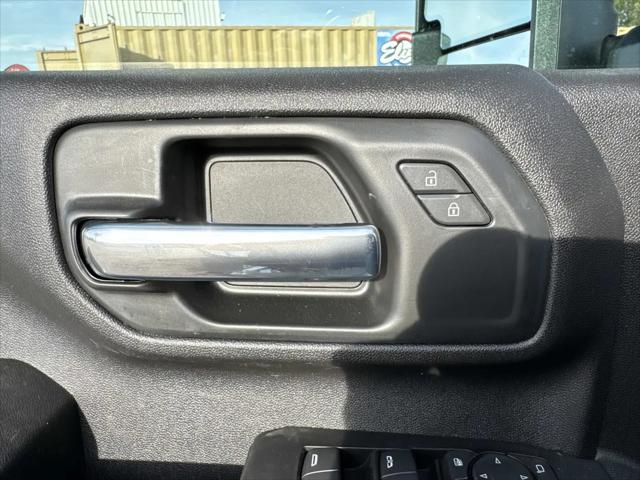 2026 GMC Sierra 2500HD Crew Cab, Long Bed, Pro, 4WD