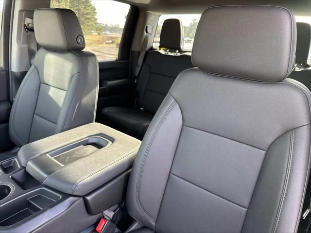 2026 GMC Sierra 2500HD Crew Cab, Long Bed, Pro, 4WD