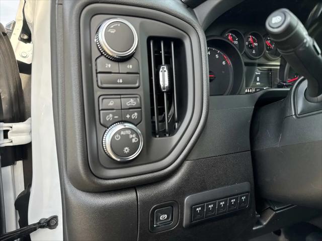 2026 GMC Sierra 2500HD Crew Cab, Long Bed, Pro, 4WD