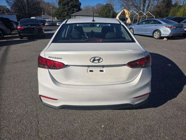 2020 Hyundai Accent SE