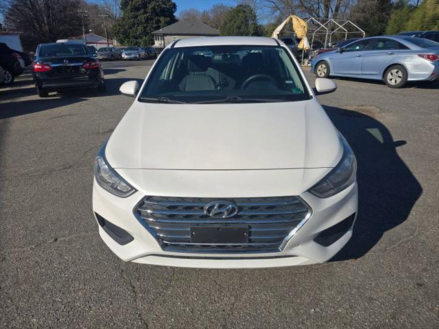 2020 Hyundai Accent SE