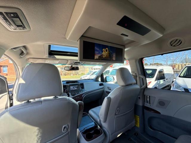 2012 Toyota Sienna XLE 7 Passenger
