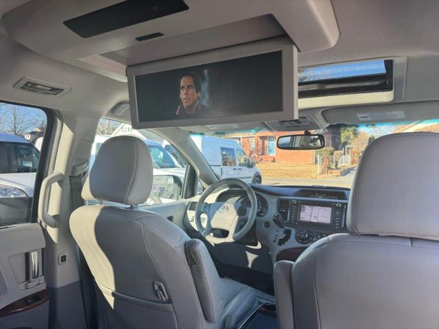 2012 Toyota Sienna XLE 7 Passenger