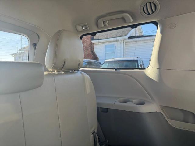 2012 Toyota Sienna XLE 7 Passenger