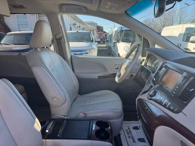 2012 Toyota Sienna XLE 7 Passenger
