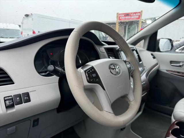 2012 Toyota Sienna XLE 7 Passenger