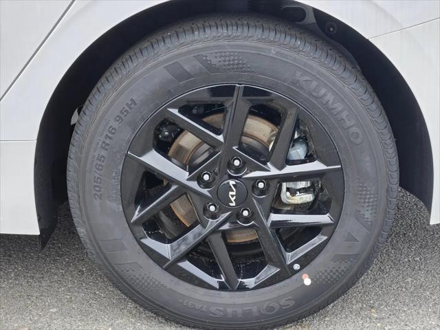 2026 Kia K5 LXS FWD