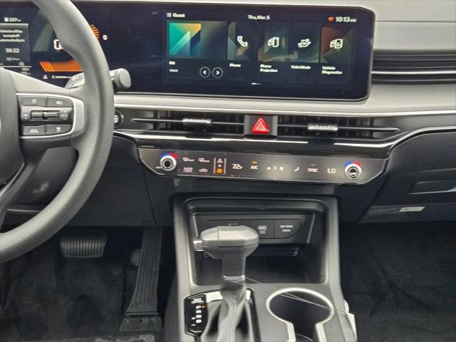 2026 Kia K5 LXS FWD