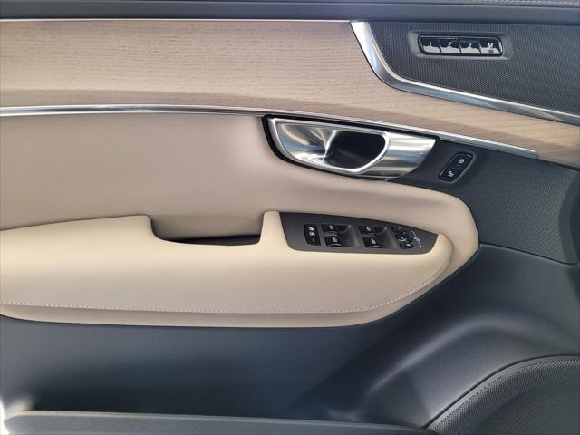 2026 Volvo XC90 Plus, B6 AWD Gas (mild hybrid), Gasoline, Bright, 7 Seats
